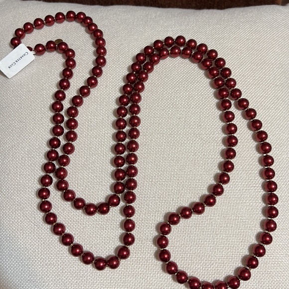 BRAND NEW! Long Red Pearl Necklace - Picture 1 of 7